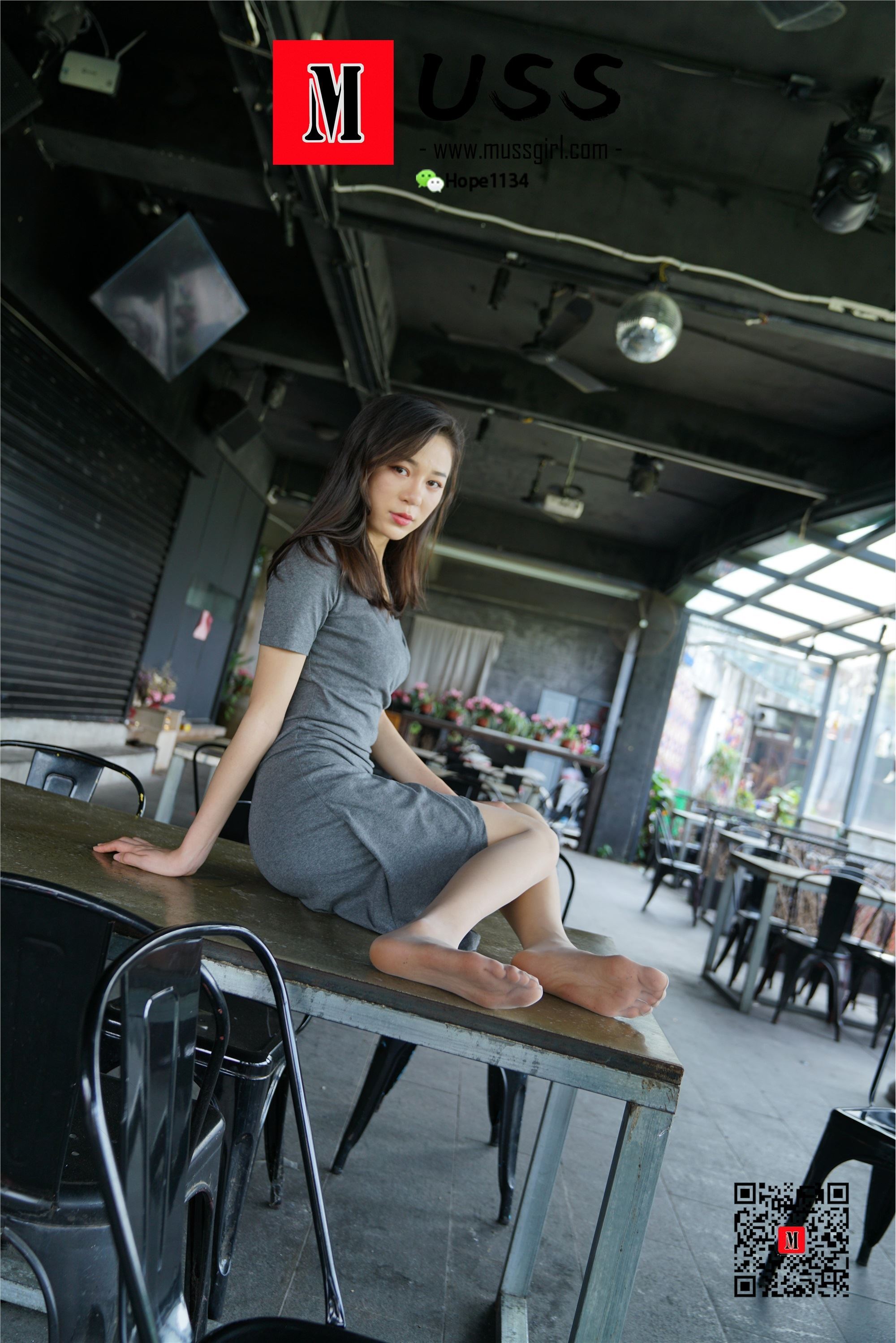 MussGirl慕丝女郎  NO.087 她若惊鸿一瞥，汝已心猿意马